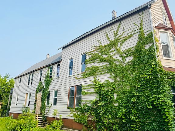 2nd image of 7407 E Saint Lawrence Ave