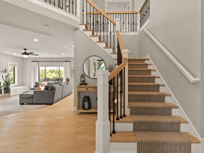 2624 Lakeview Dr, Shakopee, MN, 55379