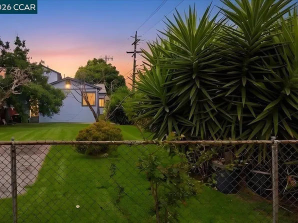 1605 57th Ave, Oakland, CA 94621