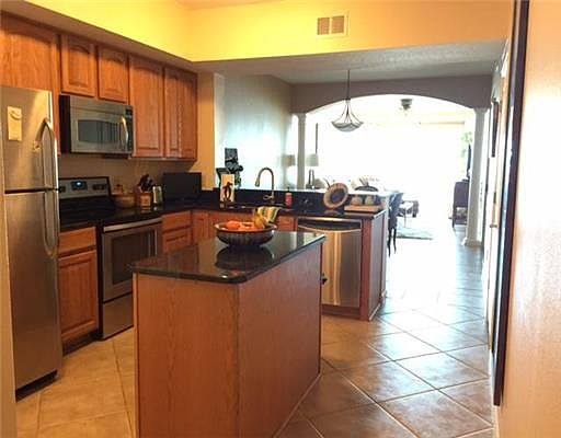 4th image of 2228 Beach Dr