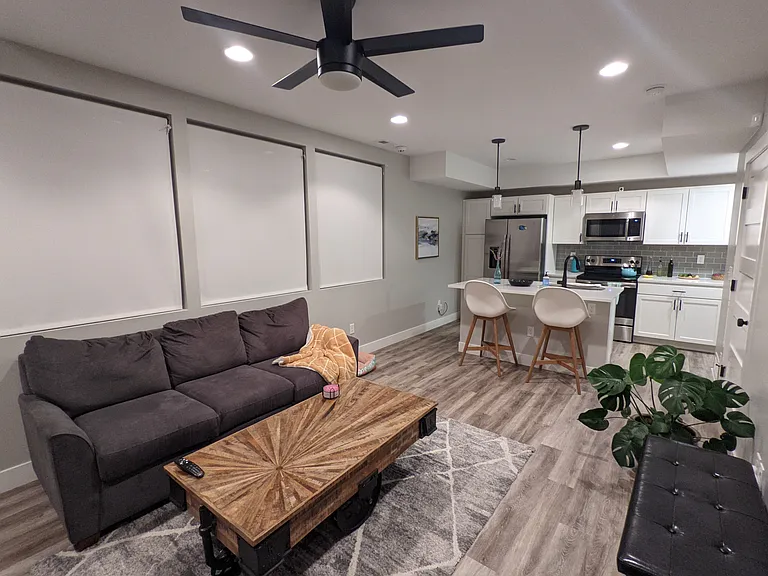 1370 Knox Ct — Photo 10