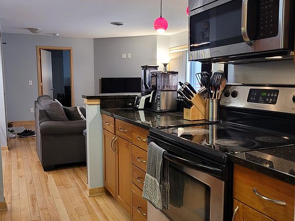5th image of 311 N Hancock St Unit 126