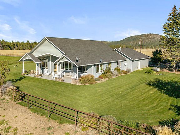 3rd image of 32245 Rivers Dr