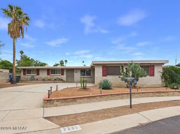 2231 S Deer Trail Cir, Tucson, AZ 85710