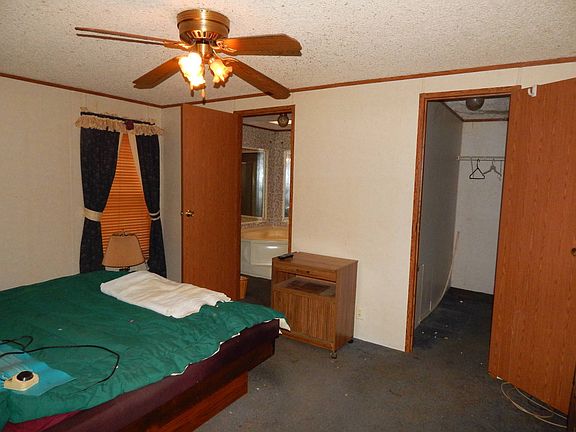 4th image of 38 Sherwood Ln