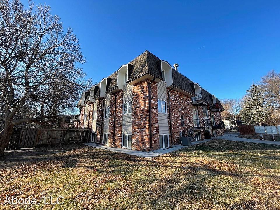 1st image of 1527 S 20th St #4