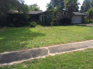 657 Golf Course Dr, Fort Walton Beach, FL 32547