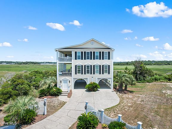 4th image of 108-110 Loggerhead Drive