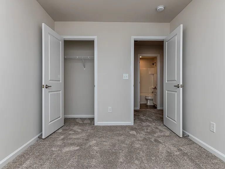 4 McGuires Pl — Photo 5