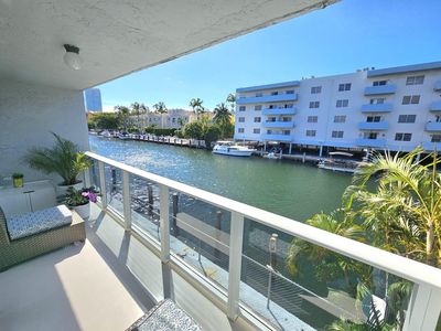 3868 NE 169th Street #206, North Miami Beach, FL, 33160