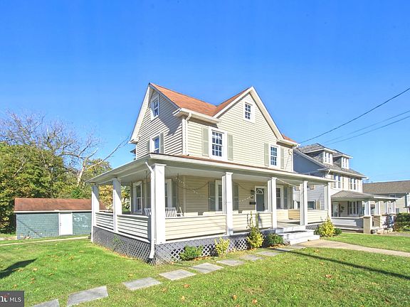 3rd image of 431 Ingleside Ave