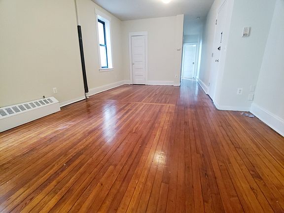 2nd image of 4 Van Cortlandt Park Ave #3S