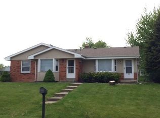 3620 Southwood Dr, Racine, WI 53406