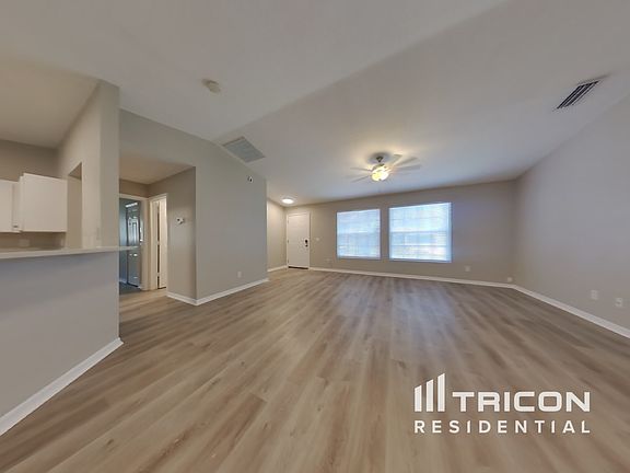 3rd image of 4498 Jaslo Ave