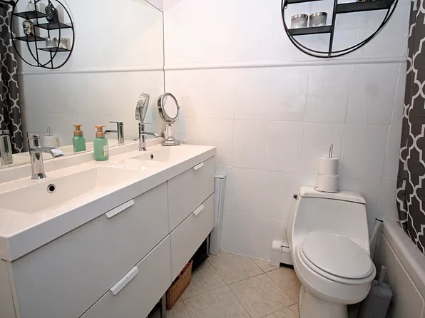 1078 East 73rd Street image 13 of 20