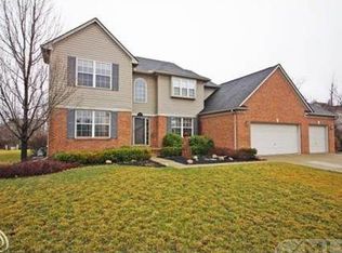 1709 Emerald Pines Dr #53, Canton, MI 48188