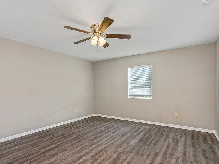 315 1/2 Rio Hondo Dr — Photo 10