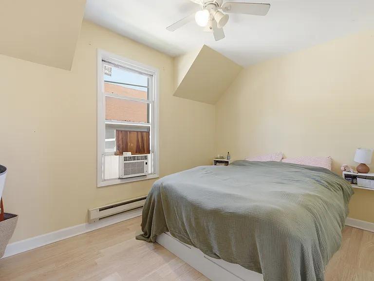 Spacious Main Bedroom