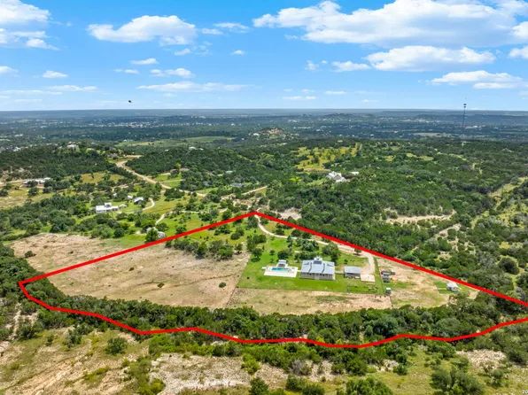 834 NORTHWOOD HILLS DR, Fredericksburg, TX 78624