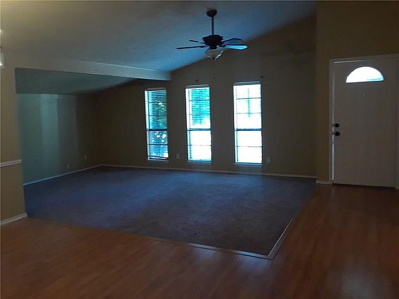 3rd image of 330 Woodhurst Dr