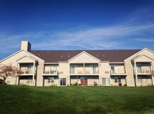 5311 S Ridge Way APT 201, Middleton, WI 53562