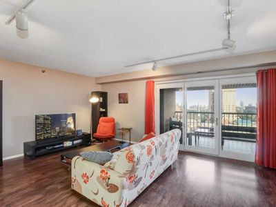110 1st Ave NE UNIT E-F1402, Minneapolis, MN, 55413