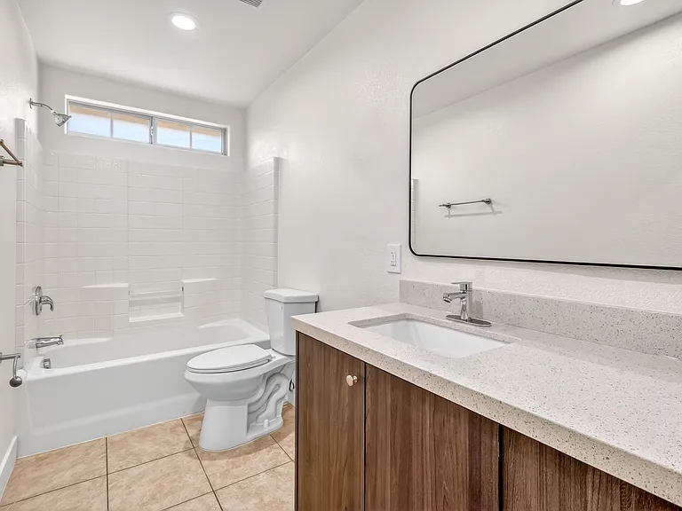 3037 Aloha Ave — Photo 21