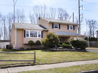 126 Georgia St, Clark, NJ 07066