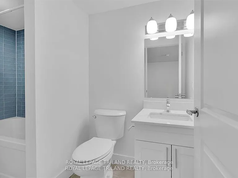 917 Hamilton Rd #20 — Photo 6