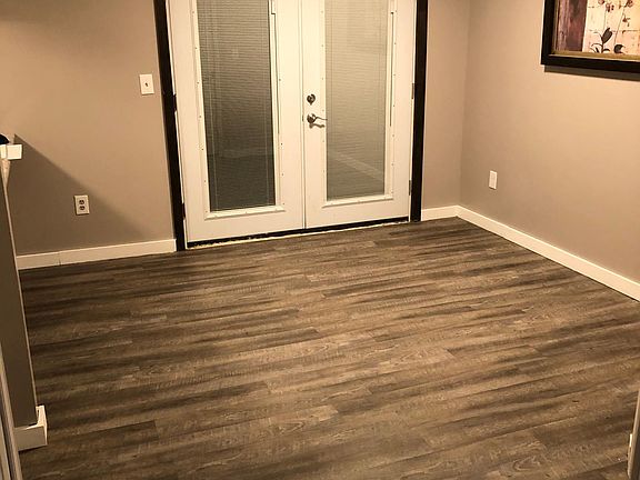 5th image of 318 Cross Wind Dr