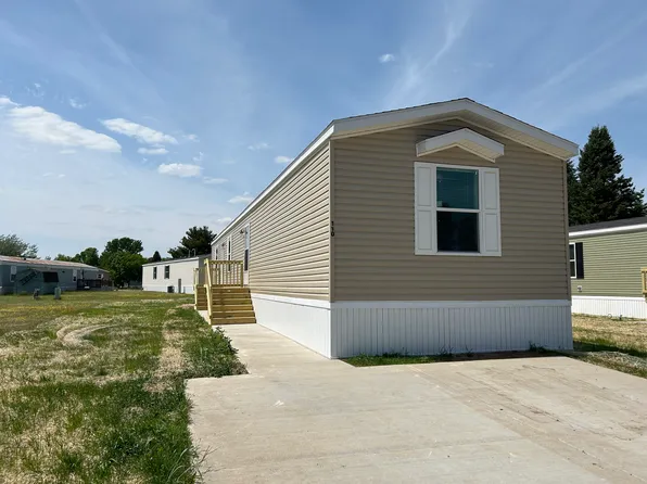32 Camelot Lane Site #110, Rice Lake, WI 54868