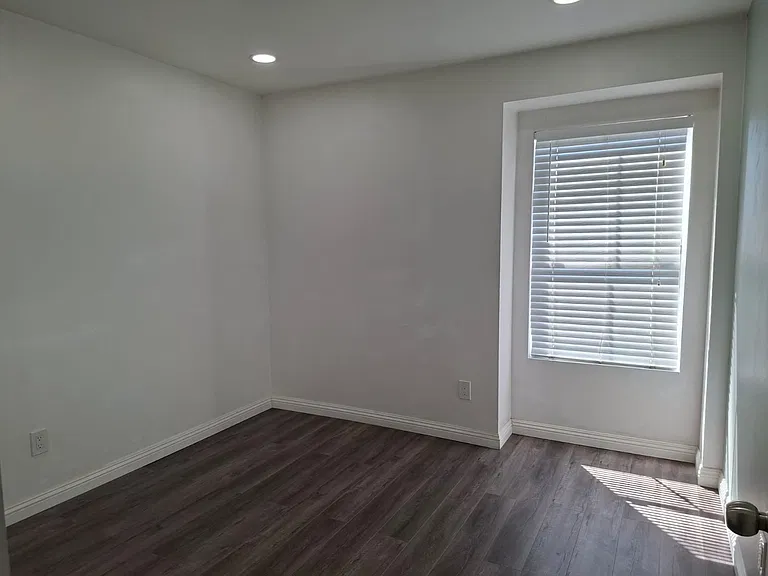 2031 Lakeridge Cir #202 — Photo 26