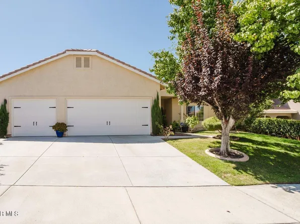 4038 Sungate Dr, Palmdale, CA 93551