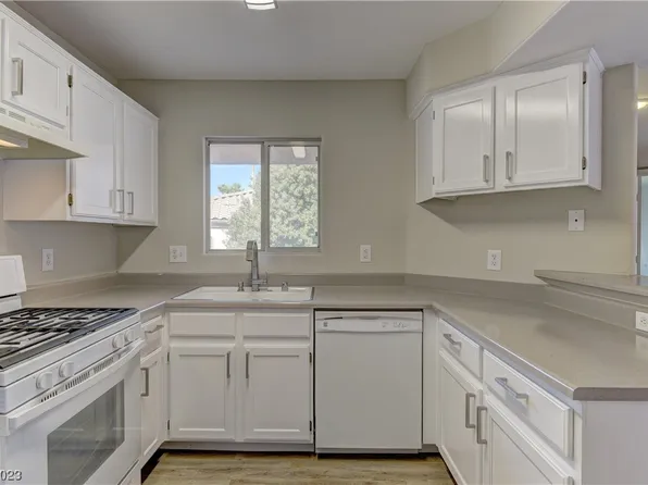 4555 E Sahara Ave Unit 216, Las Vegas, NV 89104
