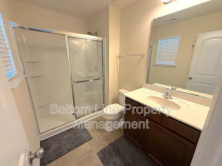 4708 Pepperstone Ln — Photo 16
