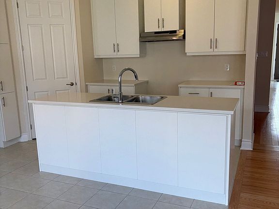 5th image of 9 Keyworth Cres