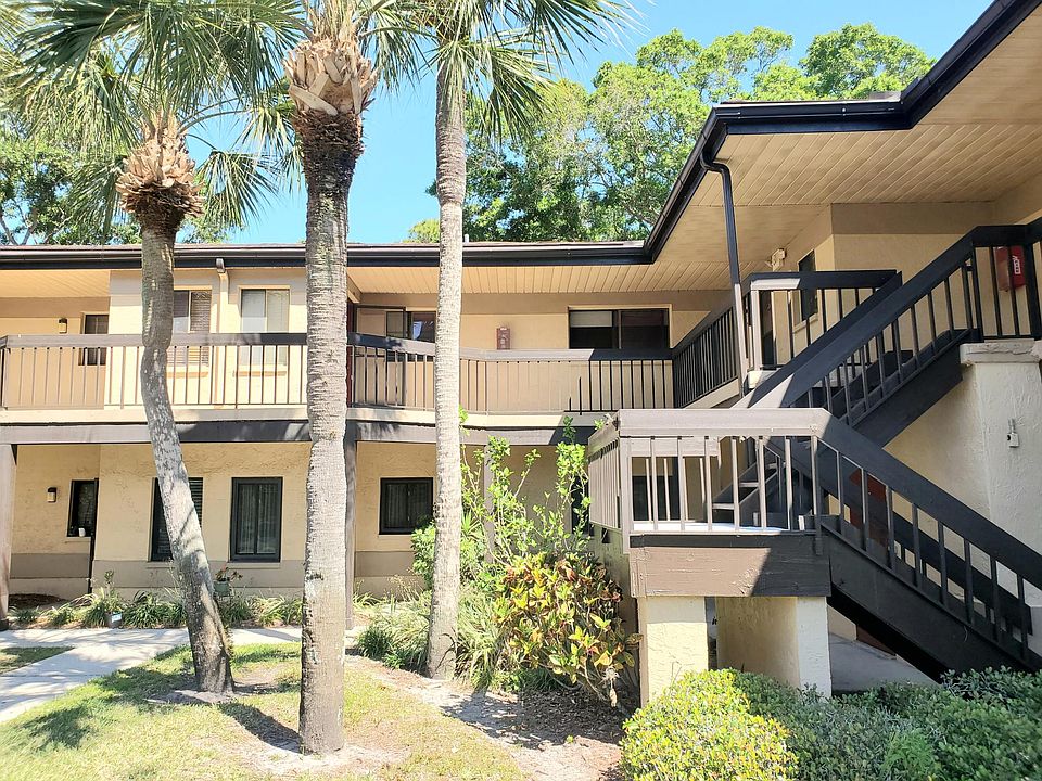 1st image of 2666 Sabal Springs Cir