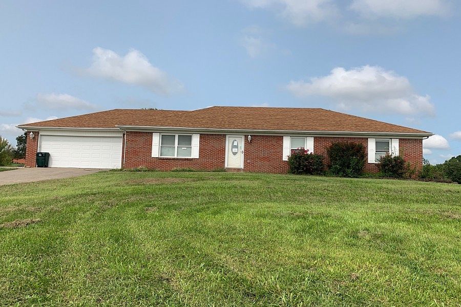 1st image of 1005 Isaac Dr