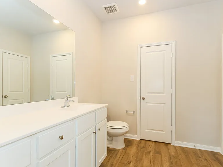 15643 Plum Brook Dr — Photo 10