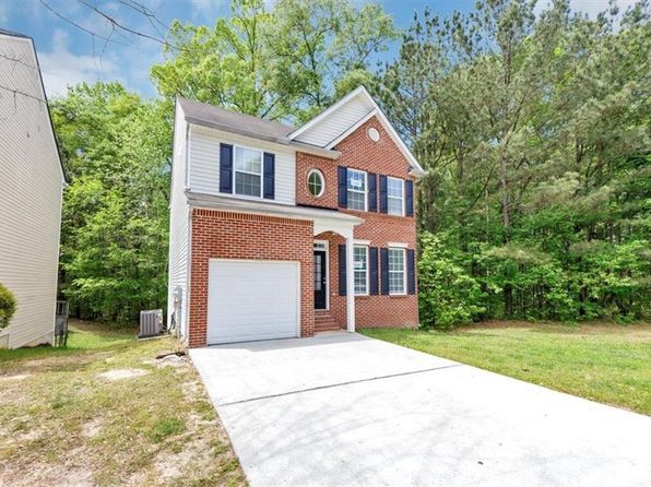 6252 Shenfield Ln, Union City, GA 30291
