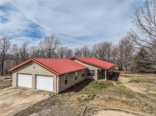 3137 Madison 8270, Huntsville, AR 72740