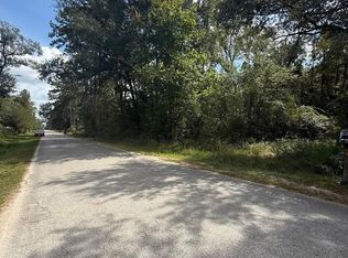 16 Long St, Splendora, TX 77372
