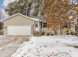 301 Oak Ave, Urbana, IA