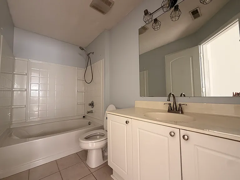 8013 Cranes Crossing Dr — Photo 14
