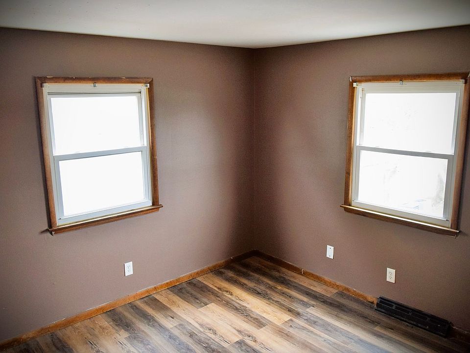 1865 Northwest Washington Boulevard 3 1865 NW Washington Blvd