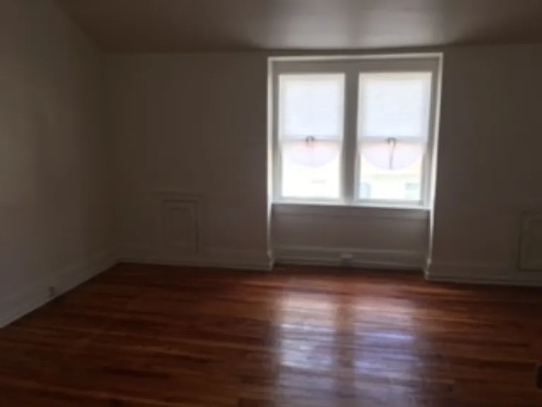 654 W College Ave #3 — Photo 4