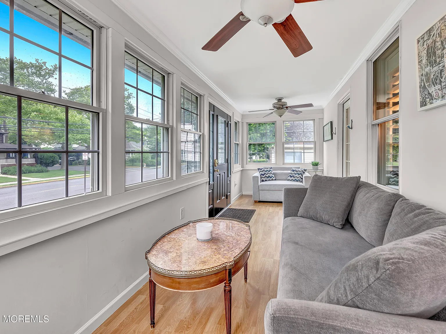3 bed, 1.5 bath, 1368 sqft, $2,998 — Photo 3