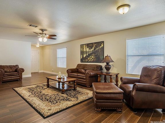 4th image of 8815 TWIN OAKS CT