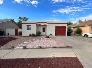 6526 Cleghorn Rd NW, Albuquerque, NM 87120