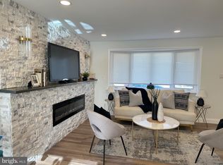 504 Rennard St, Philadelphia, PA 19116